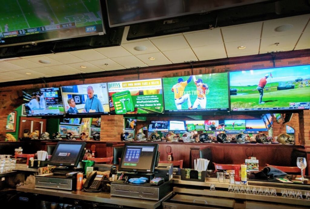 Duffy's Sports Grill in Cape Coral