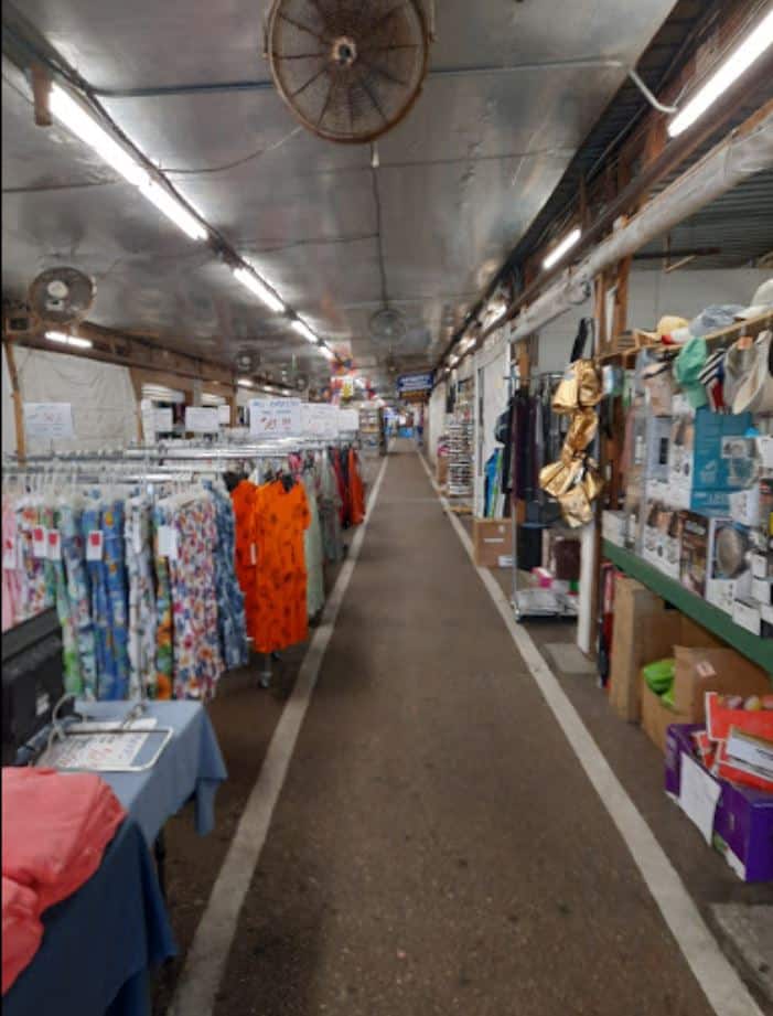 Fleemaster Fleamarket in Fort Myers