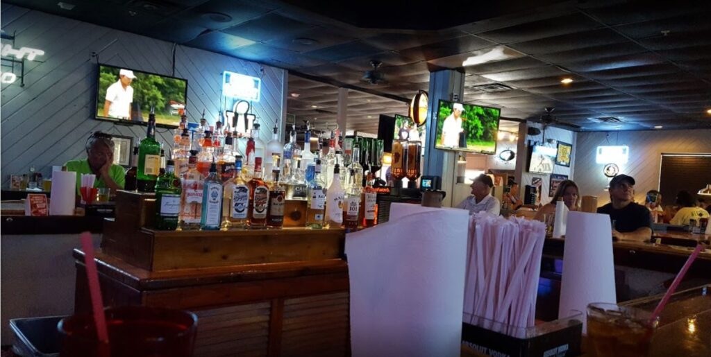 Sidelines Sports Bar & Grill