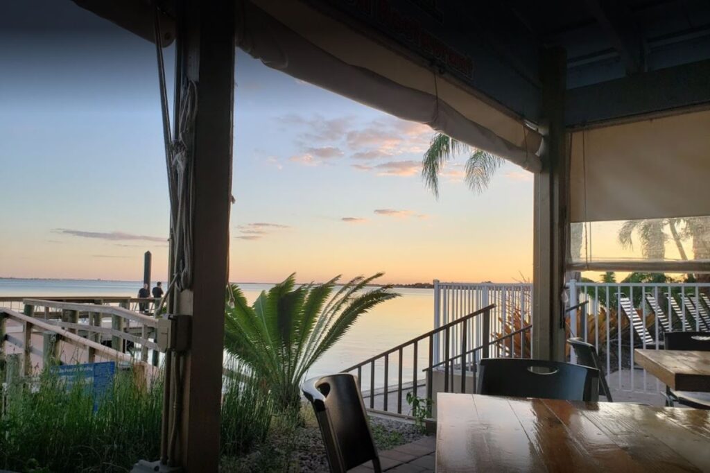 Three Fishermen Seafood Restaurant in North Fort Myers
